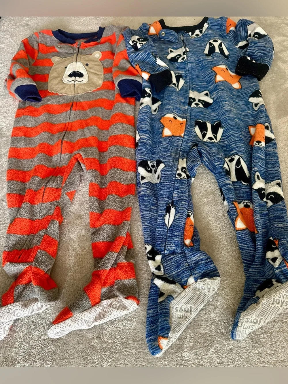 🦋(4) Pairs of Fleece Footed Pajamas